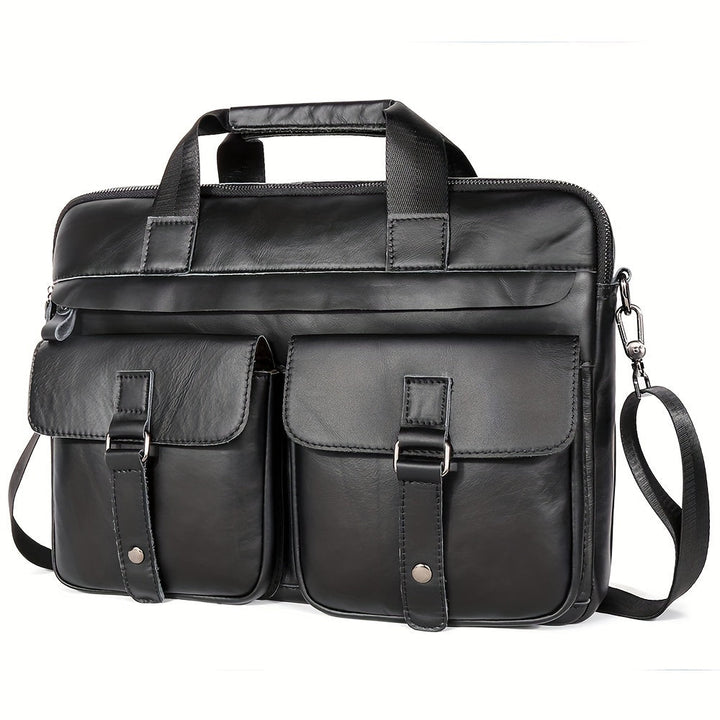 Borsa ventiquattrore in pelle nera con tracolla regolabile, doppie tasche frontali con fibbie, ideale per lavoro e ufficio.