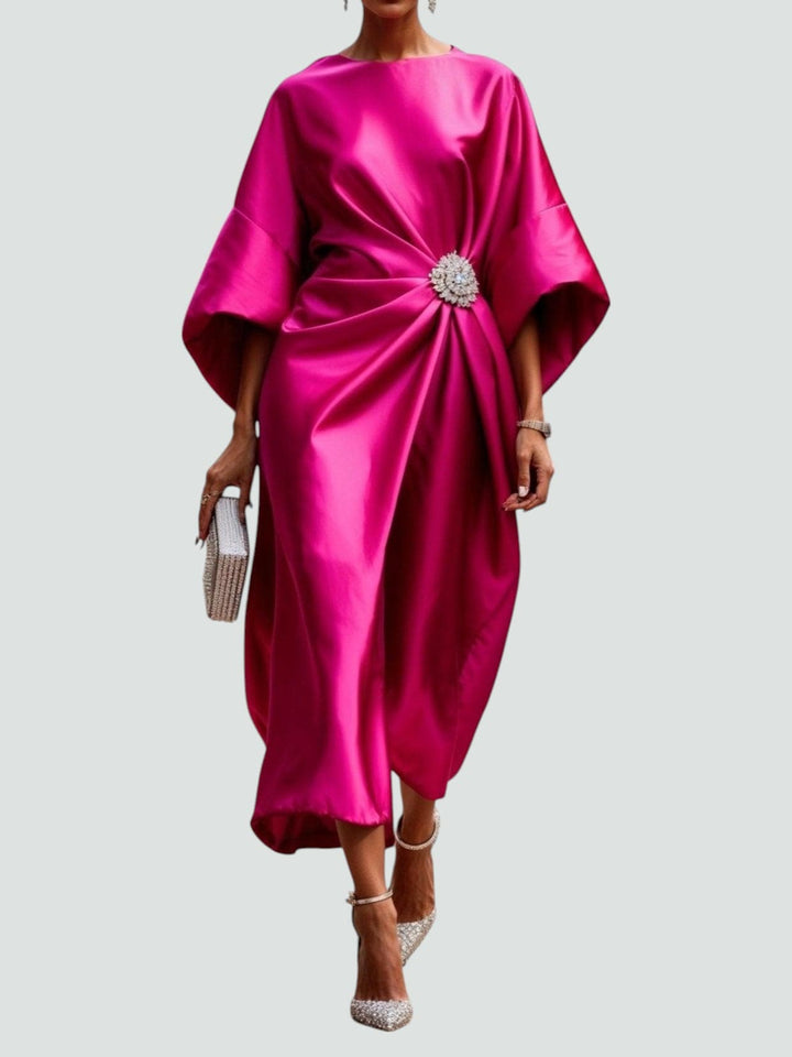 Abito Elegante Donna Linea Femminile Dettaglio Ricercato