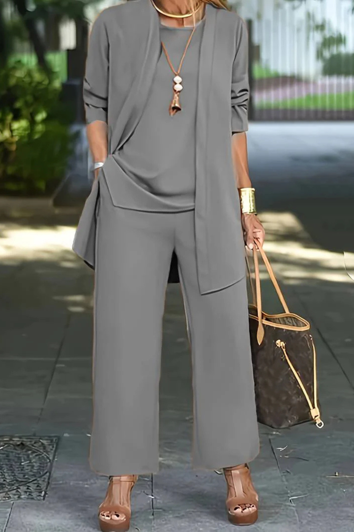 Completo Donna Tre Pezzi Tessuto Elegante Taglio Classico
