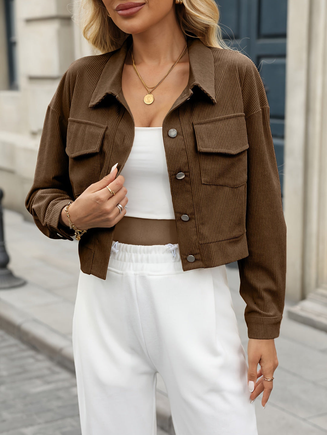 Giacca Corta Donna in Velluto a Coste Stile Casual Elegante