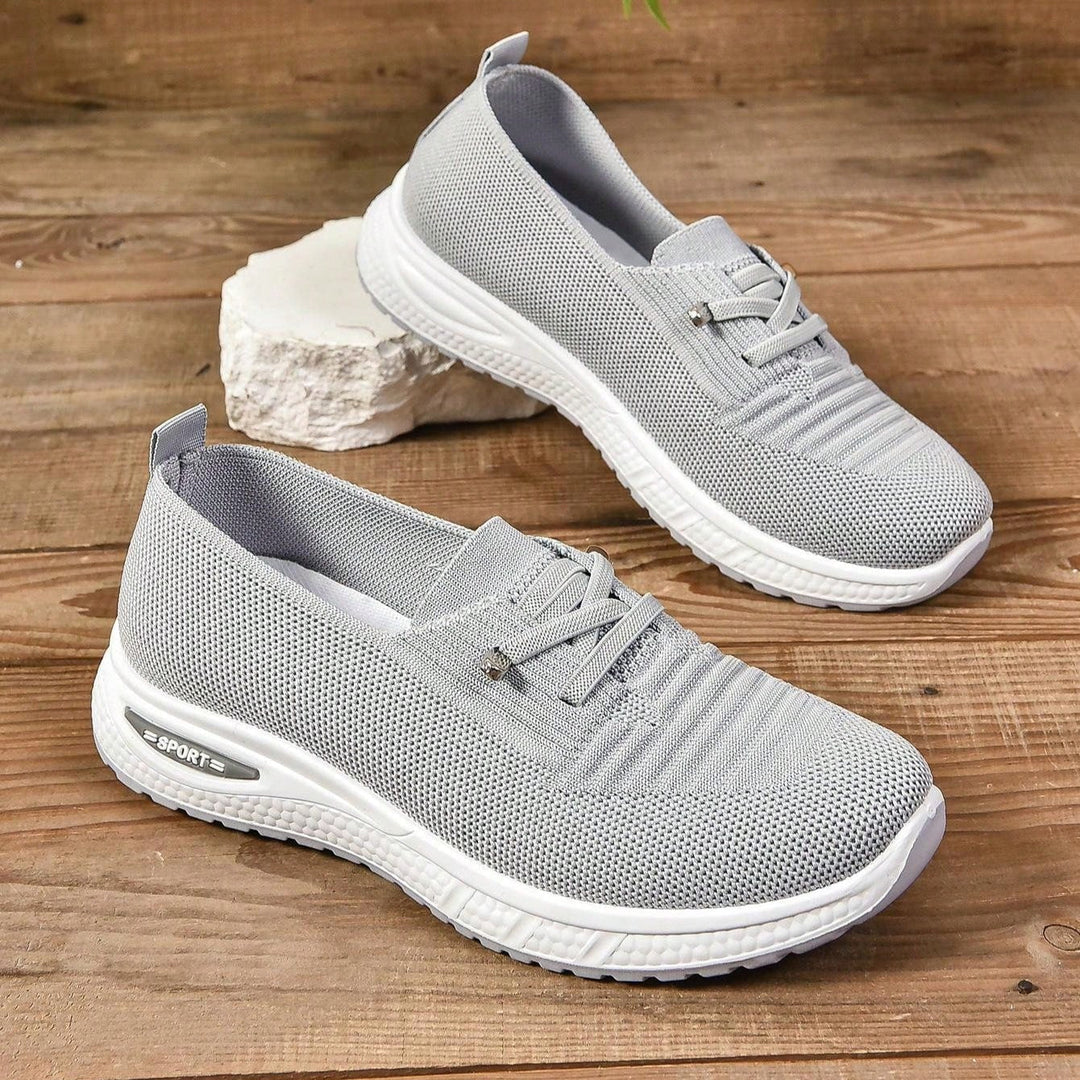 Sneakers Donna in Mesh Traspirante Allacciate Comfort