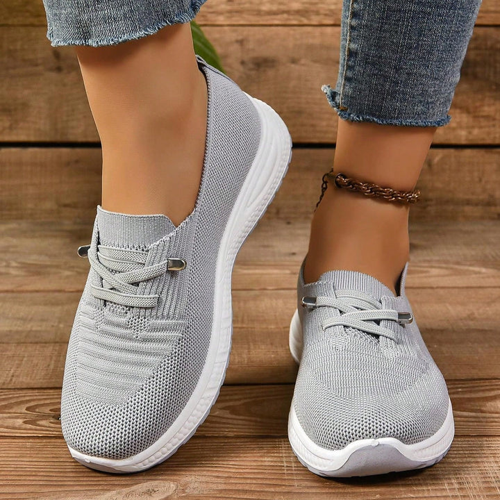 Sneakers Donna in Mesh Traspirante Allacciate Comfort