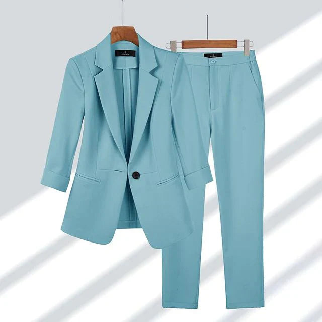 Completo Donna Blazer e Pantaloni Vestibilità Classica