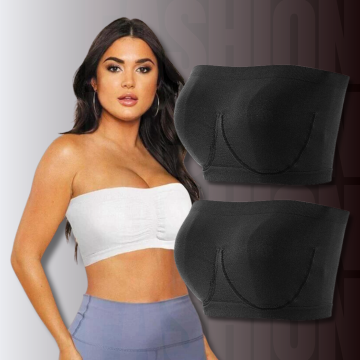 Donna con top senza spalline bianco, due reggiseni bandeau neri, moda femminile, abbigliamento intimo, comfort e stile, abbigliamento casual.
