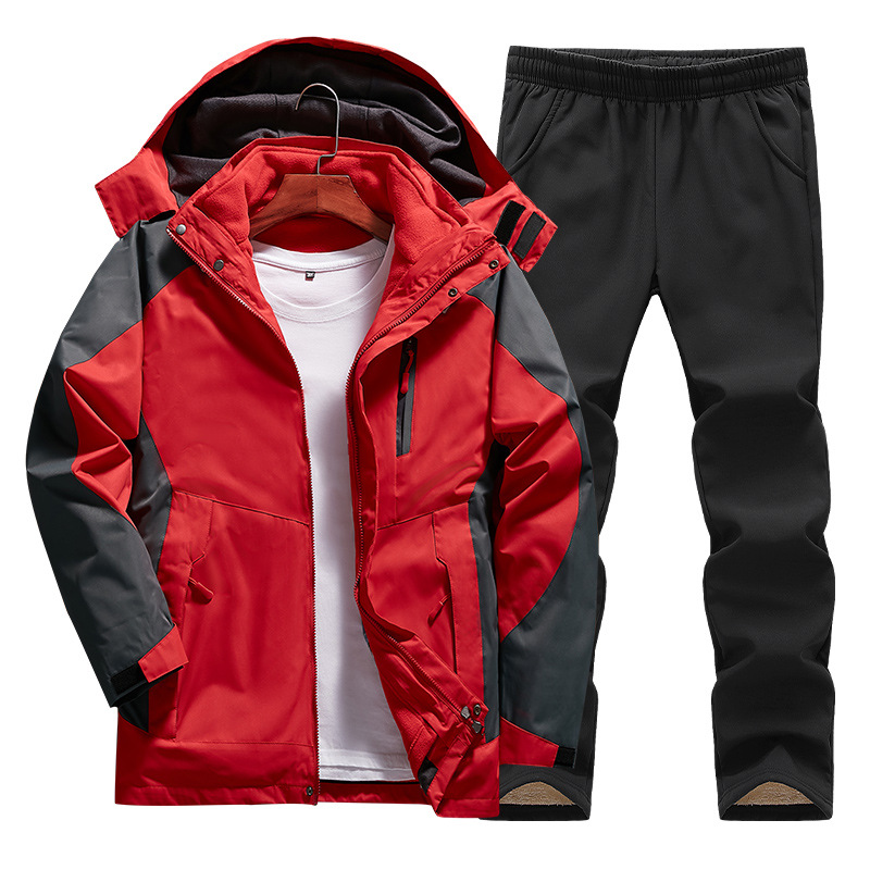 Completo Sportivo Donna Tessuto Tecnico Vestibilità Comoda