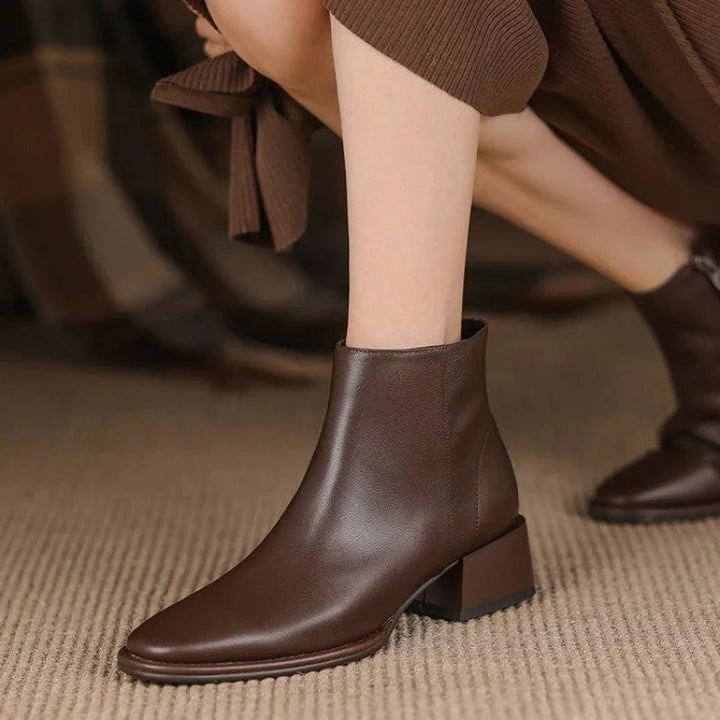 Stivali Donna in Pelle Tacco Basso - Vesarelli