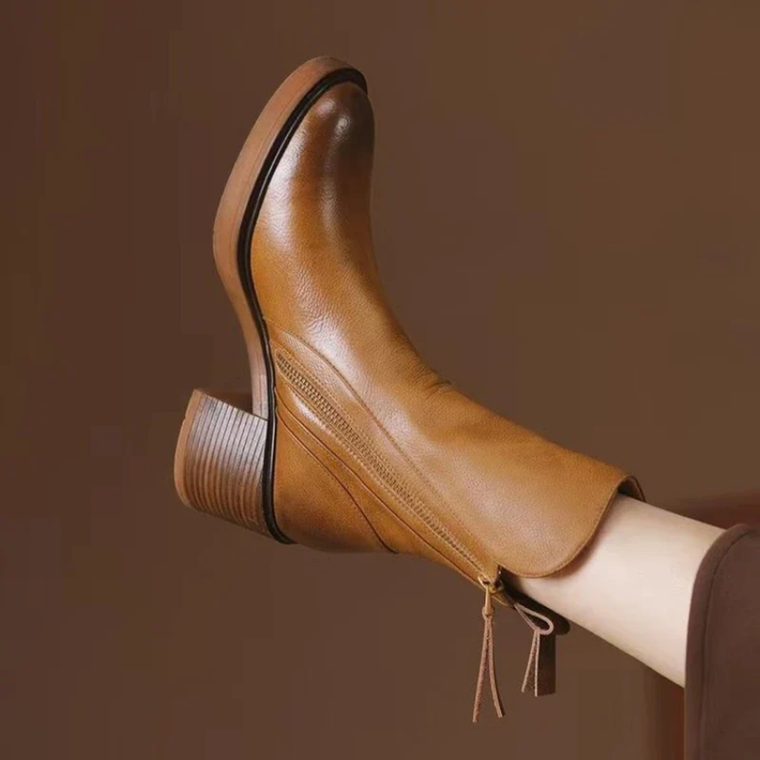 Stivaletti Donna in Pelle Tacco Medio Zip Soletta Imbottita