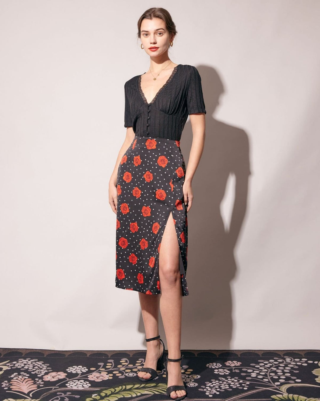 T-shirt Donna Scollo a V Stile Raffinato