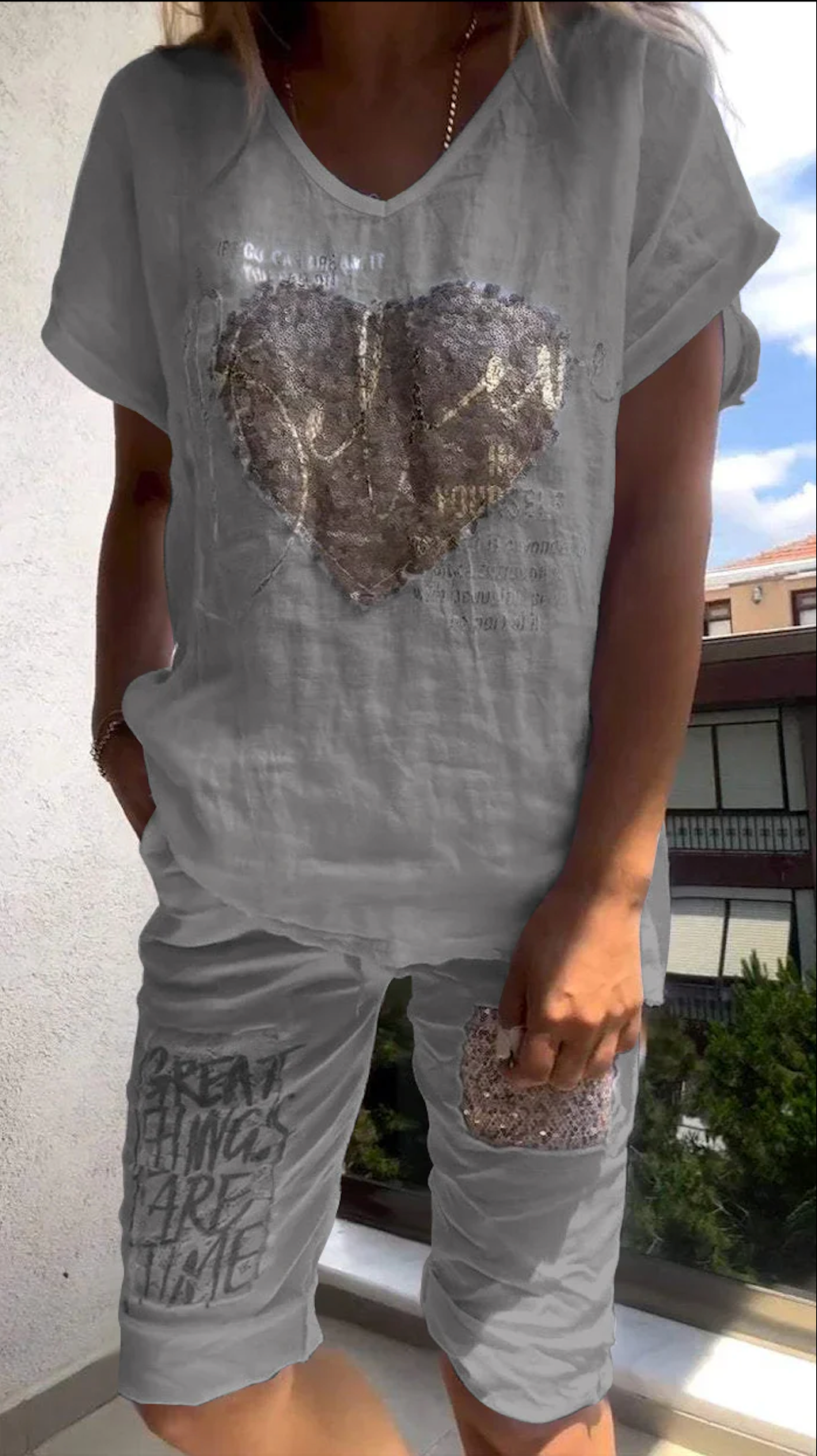 Completo Due Pezzi Donna Scollo a V Tessuto Goffrato Casual