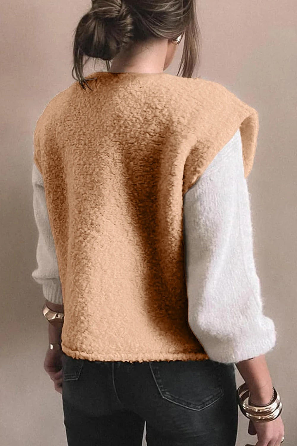 Gilet Donna Teddy con Bottoni Vestibilità Comoda