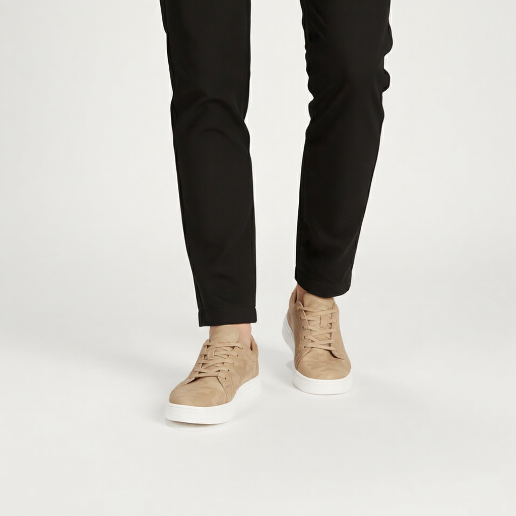 Sneakers Uomo con Rialzo Interno e Texture Morbida Comfort