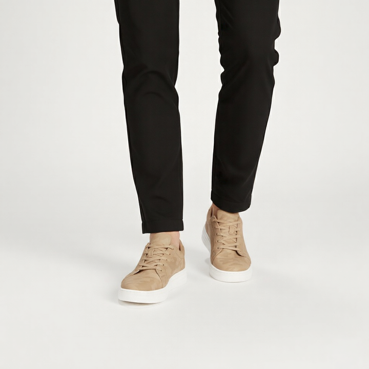 Sneakers Uomo con Rialzo Interno e Texture Morbida Comfort