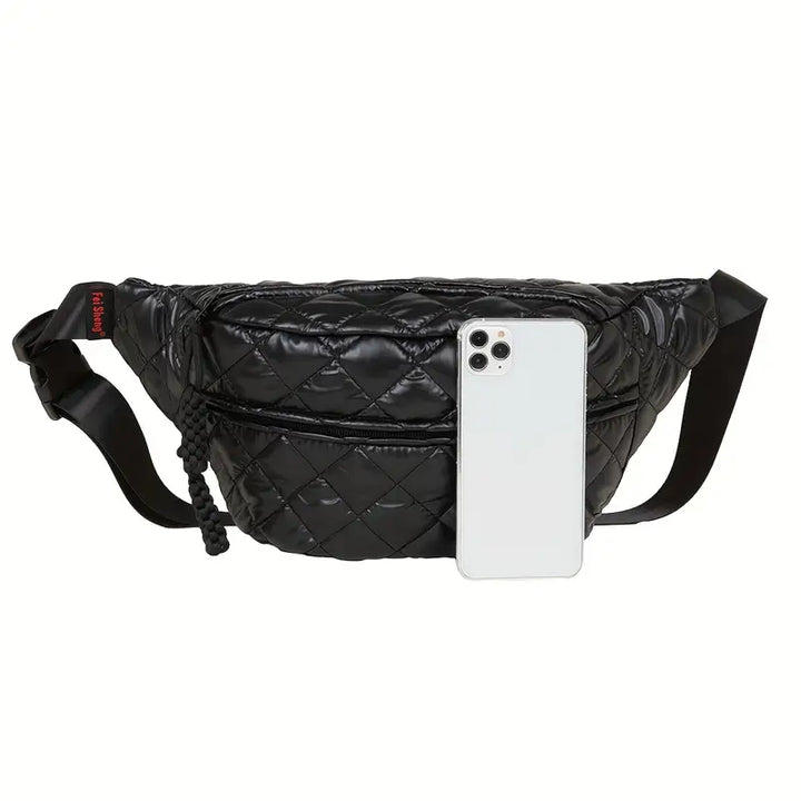 Marsupio nero trapuntato con smartphone bianco, design elegante e moderno, ideale per moda urbana e praticità quotidiana. Accessorio unisex.