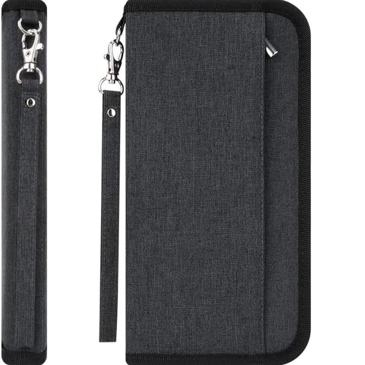 Custodia portafoglio in tessuto grigio scuro con cerniera e cinturino rimovibile, design elegante e funzionale per smartphone e accessori.