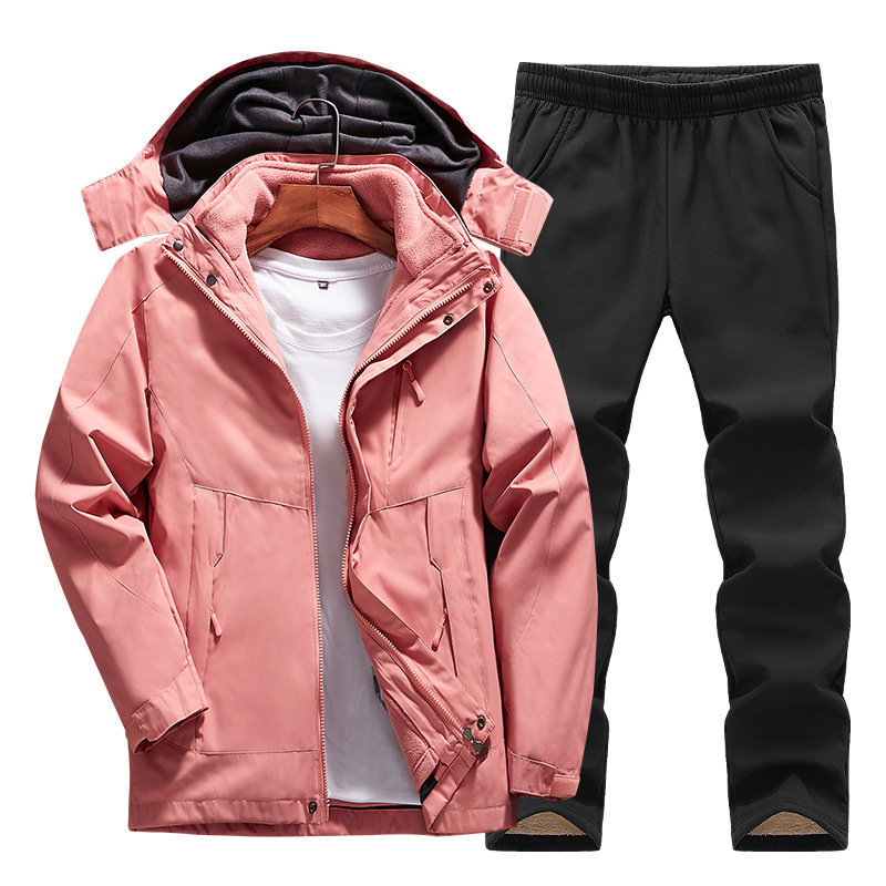 Completo Sportivo Donna Tessuto Tecnico Vestibilità Comoda