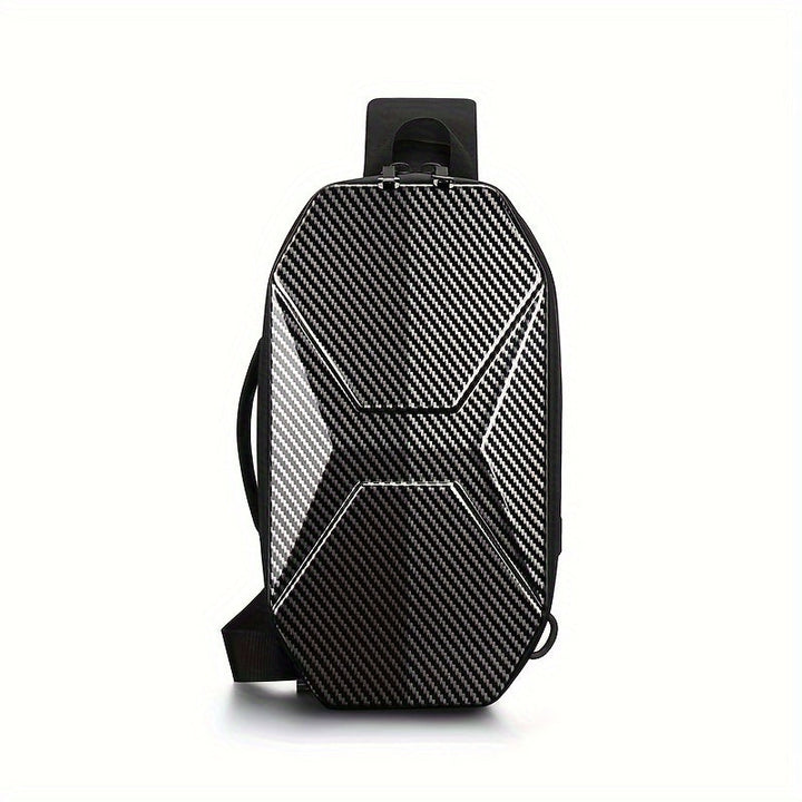 Zaino monospalla in fibra di carbonio, design moderno e resistente, ideale per viaggi e uso quotidiano. Tasche multiple, stile urbano.