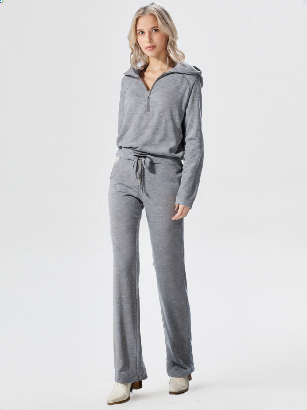 Completo Loungewear Donna Due Pezzi Tessuto Morbido Vestibilità Comoda - Vesarelli