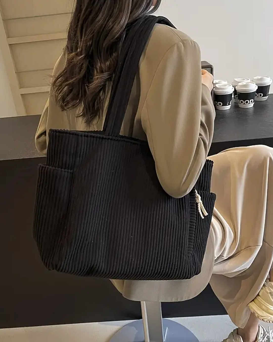 Borsa a Spalla Donna a Coste Capiente Elegante