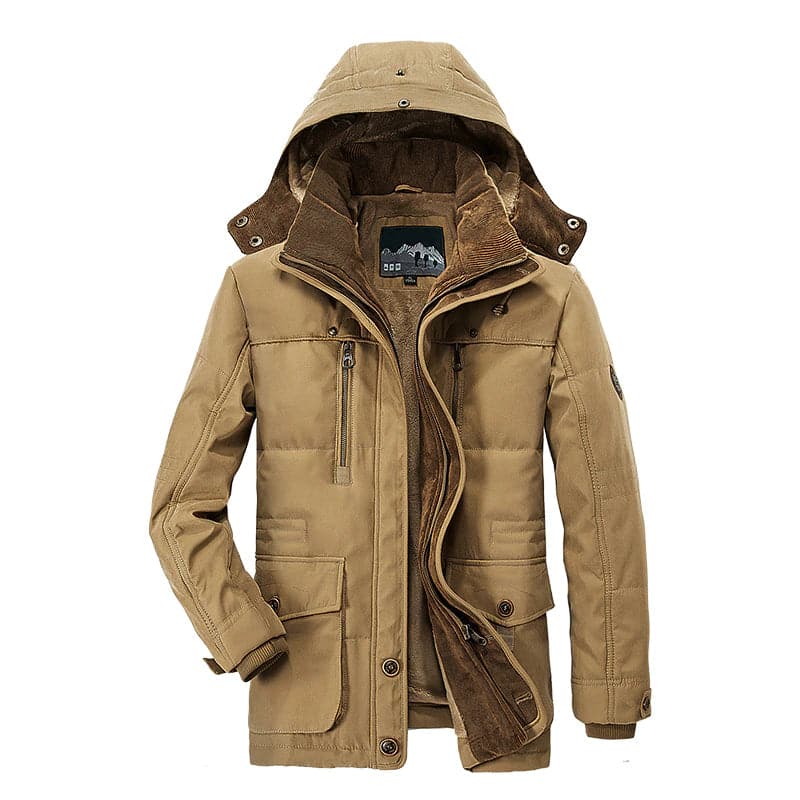 Giacca invernale da uomo beige con cappuccio, chiusura a zip, tasche multiple, design casual, ideale per escursioni e attività all'aperto.