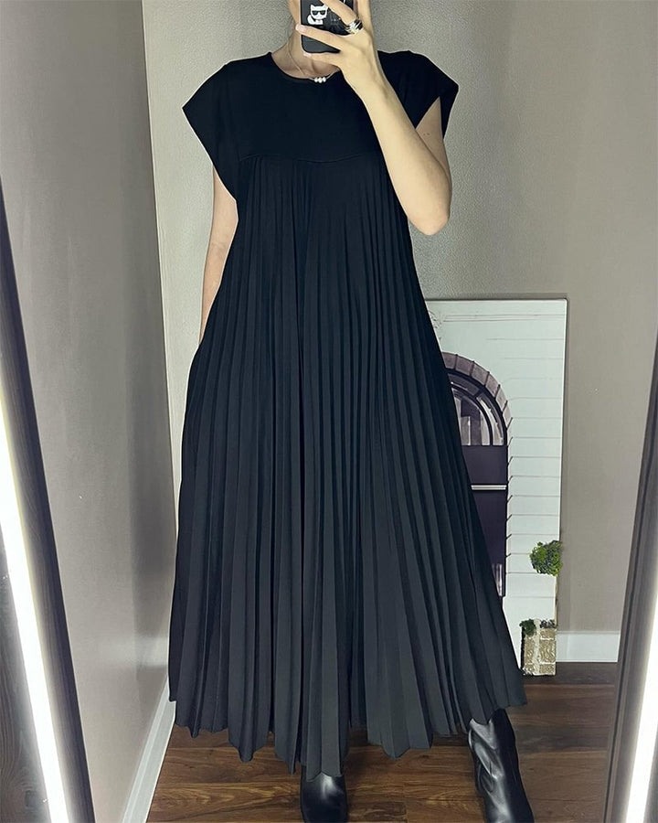 Abito senza Donna | Plissettatura Elegante & Linea Scivolata