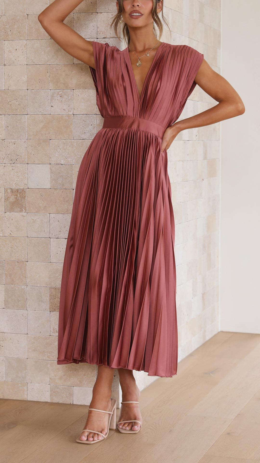Abito Lungo Elegante Plissettato per Cerimonia - Vestito Lungo Estivo per Occasioni Speciali 2