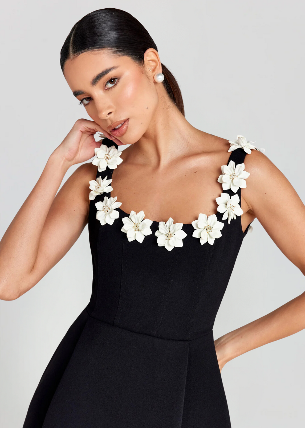 Abito Mini Donna in Tessuto Leggero Stile Estivo