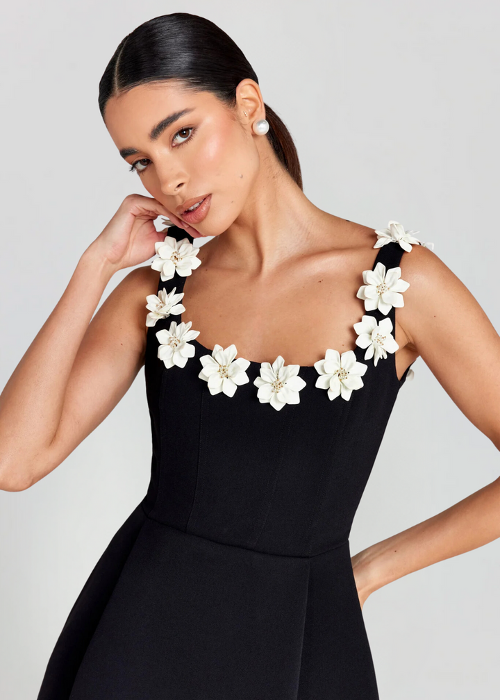 Abito Mini Donna in Tessuto Leggero Stile Estivo