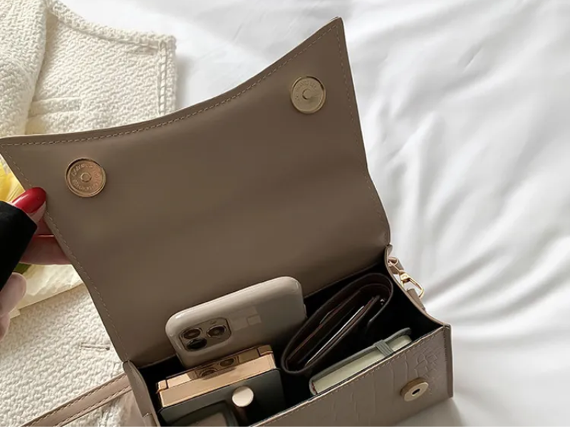 Borsa Donna con Maniglia Superiore Comoda