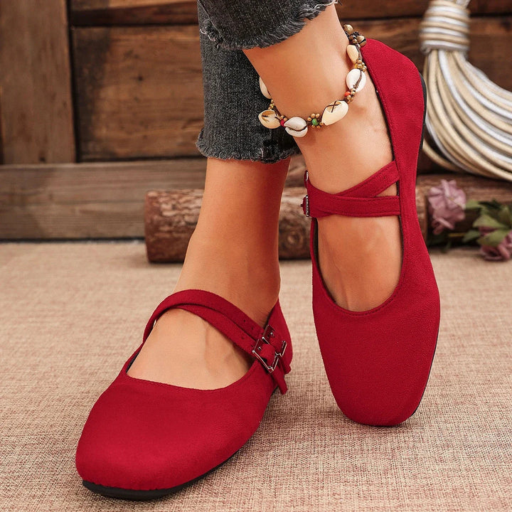 Ballerine comode da donna con cinturino con fibbia in materiale sintetico 7