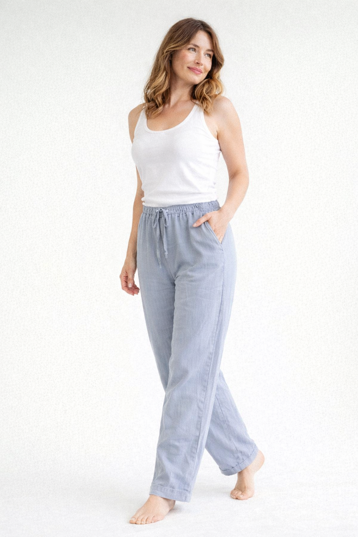 Bella | High-Waisted Women’s Relaxed Trousers 3