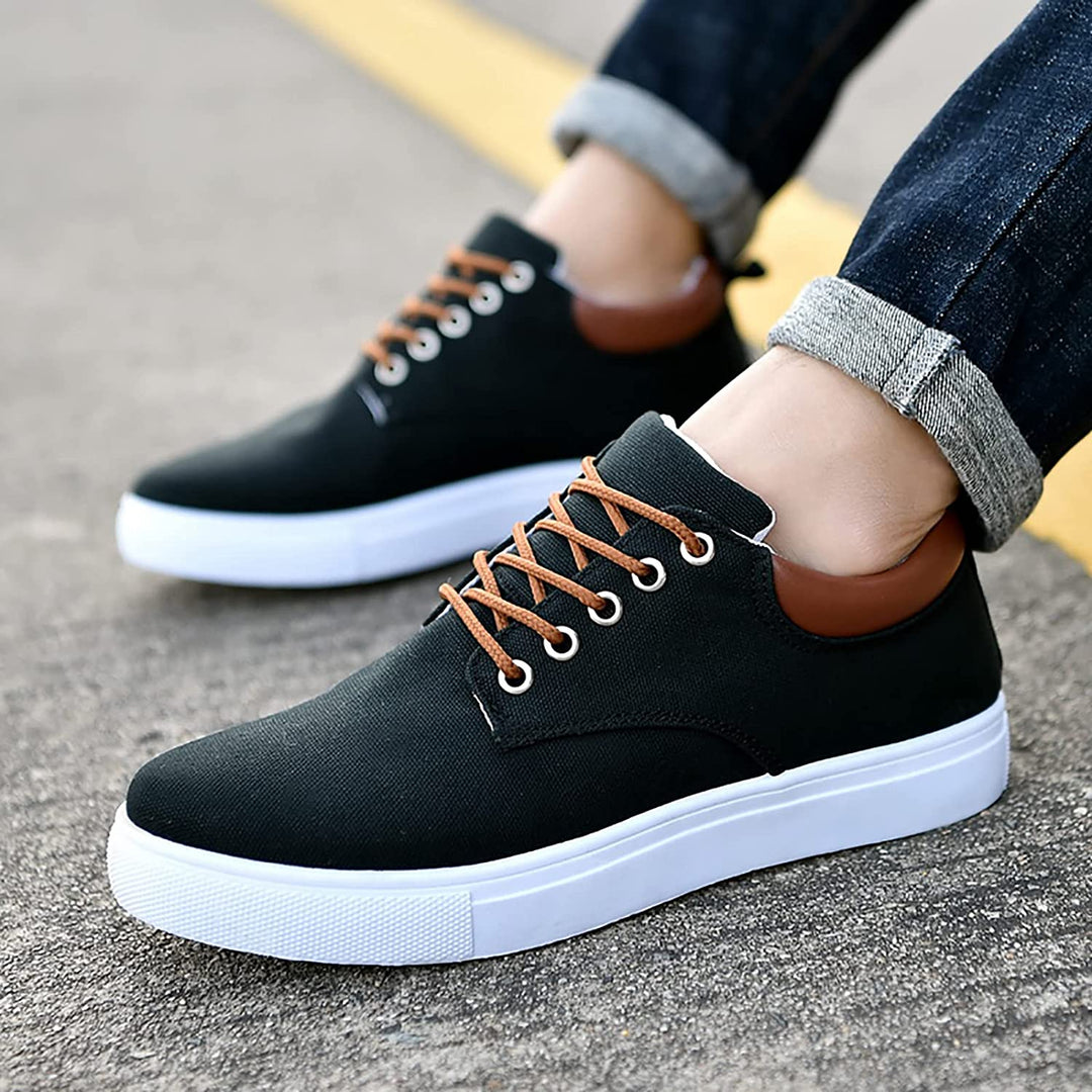 Sneakers Uomo con Suola Comoda e Design Moderno