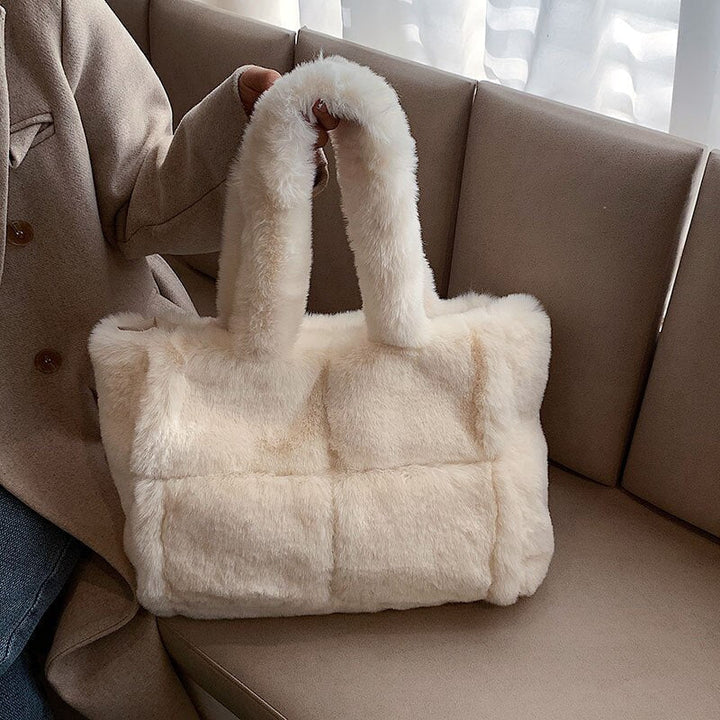 Borsa a mano in peluche elegante da donna, accessorio invernale versatile 3
