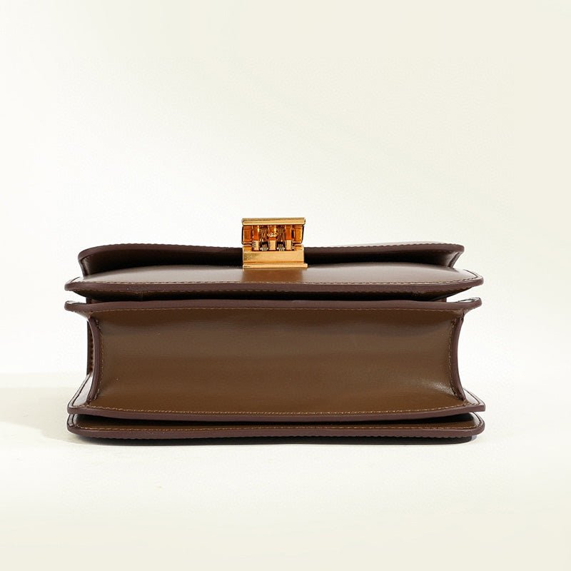 Borsa a tracolla classica da donna con patta in vera pelle 4