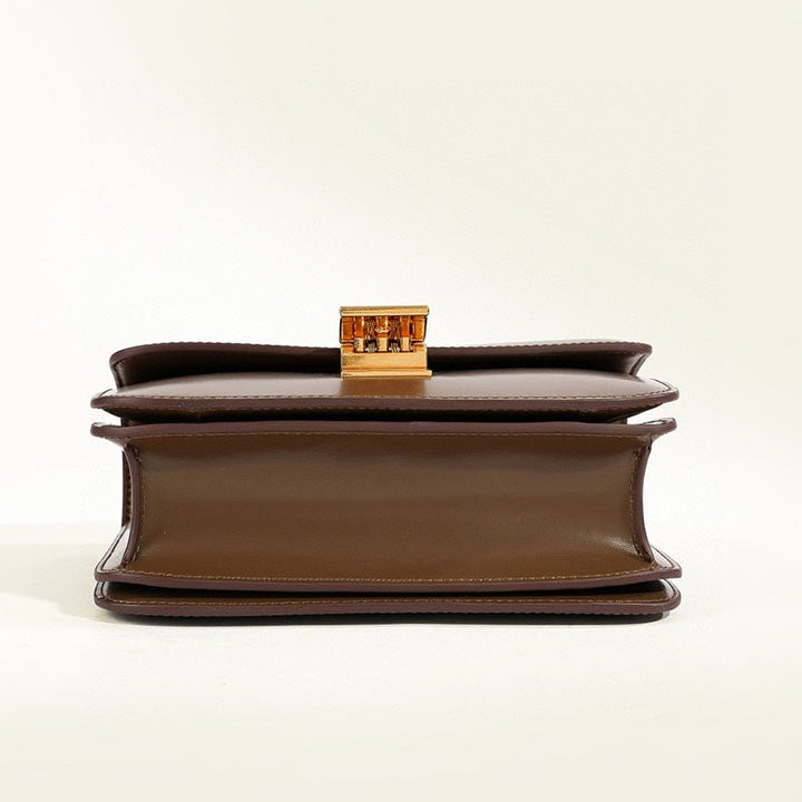 Borsa a tracolla classica da donna con patta in vera pelle 4