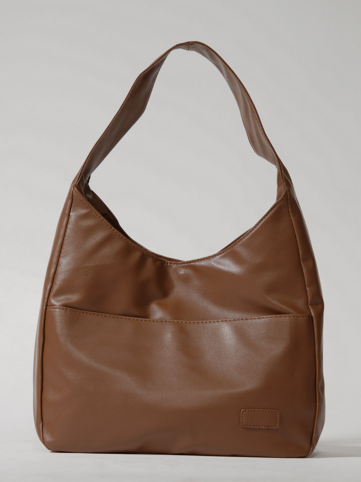 Borsa a tracolla pratica ed elegante da donna in pelle vegana 9