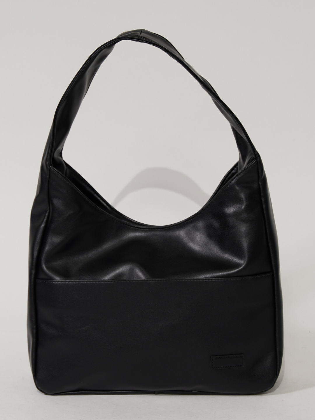 Borsa a tracolla rotonda elegante da donna in pelle vegana 11