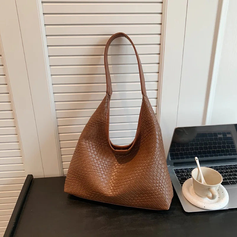 Borsa elegante da donna in pelle resistente e alla moda 9
