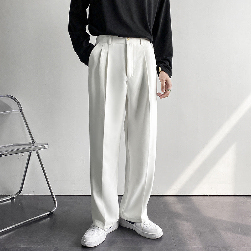 Pantaloni Uomo Slim con Pieghe Passanti e Cintura Affusolati