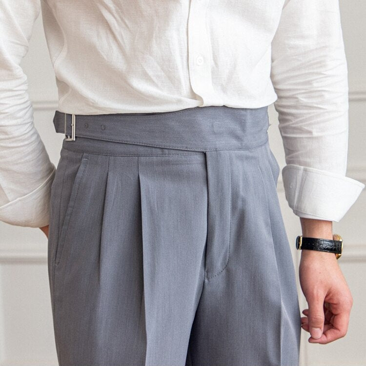 Pantaloni Uomo Sartoriali con Pieghe e Cintura Regolabile