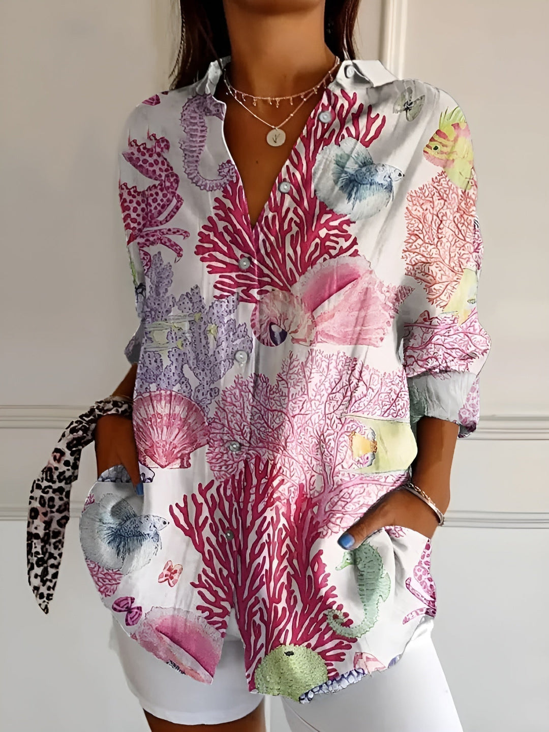 Camicetta Donna Elegante con Stampe Stravaganti - Versatile e Unica per Ogni Occasione 3
