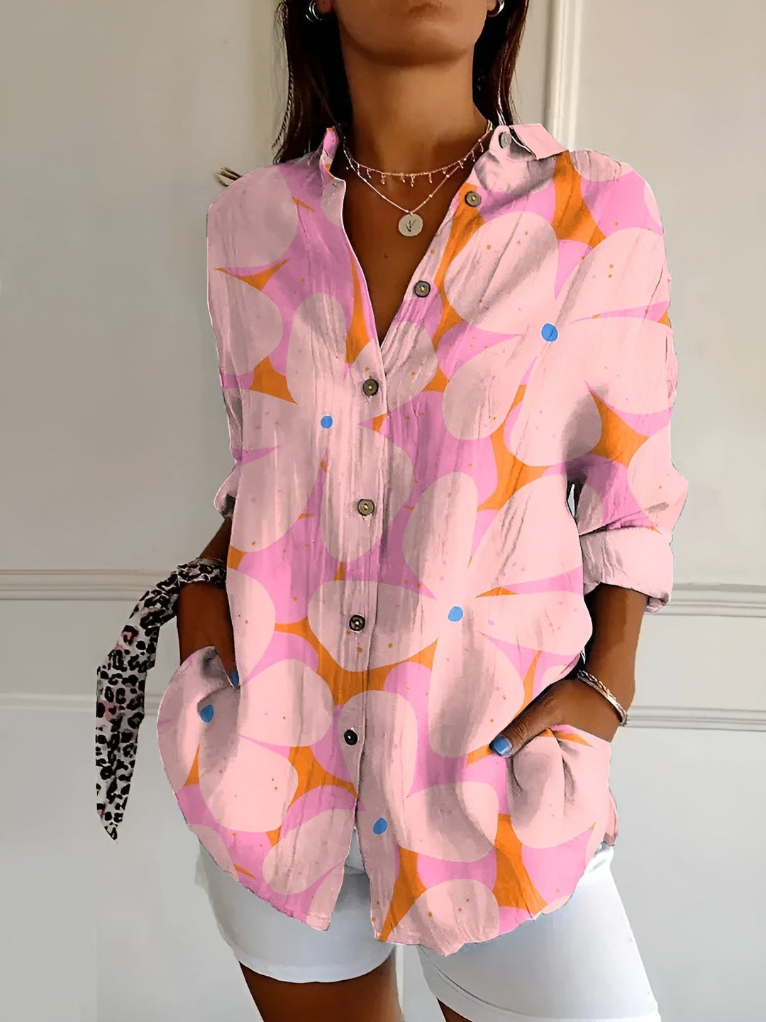 Camicetta Donna Elegante con Stampe Stravaganti - Versatile e Unica per Ogni Occasione 5