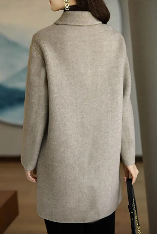 Cappotto Donna Invernale | Chiusura a Bottoni & Tasche Capienti