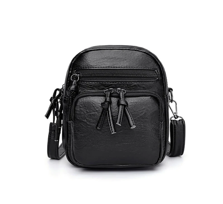 Borsa a tracolla in pelle nera da uomo, design compatto con tasche multiple e cerniere, ideale per viaggi e uso quotidiano. Accessorio moda elegante.