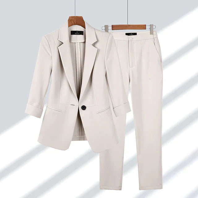 Completo Donna Blazer e Pantaloni Vestibilità Classica - Vesarelli