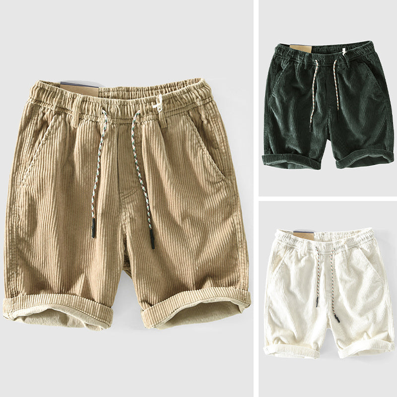 Pantaloncini in velluto a coste da uomo, beige, verde e bianco, con coulisse regolabile. Moda estiva casual, comodi e versatili.