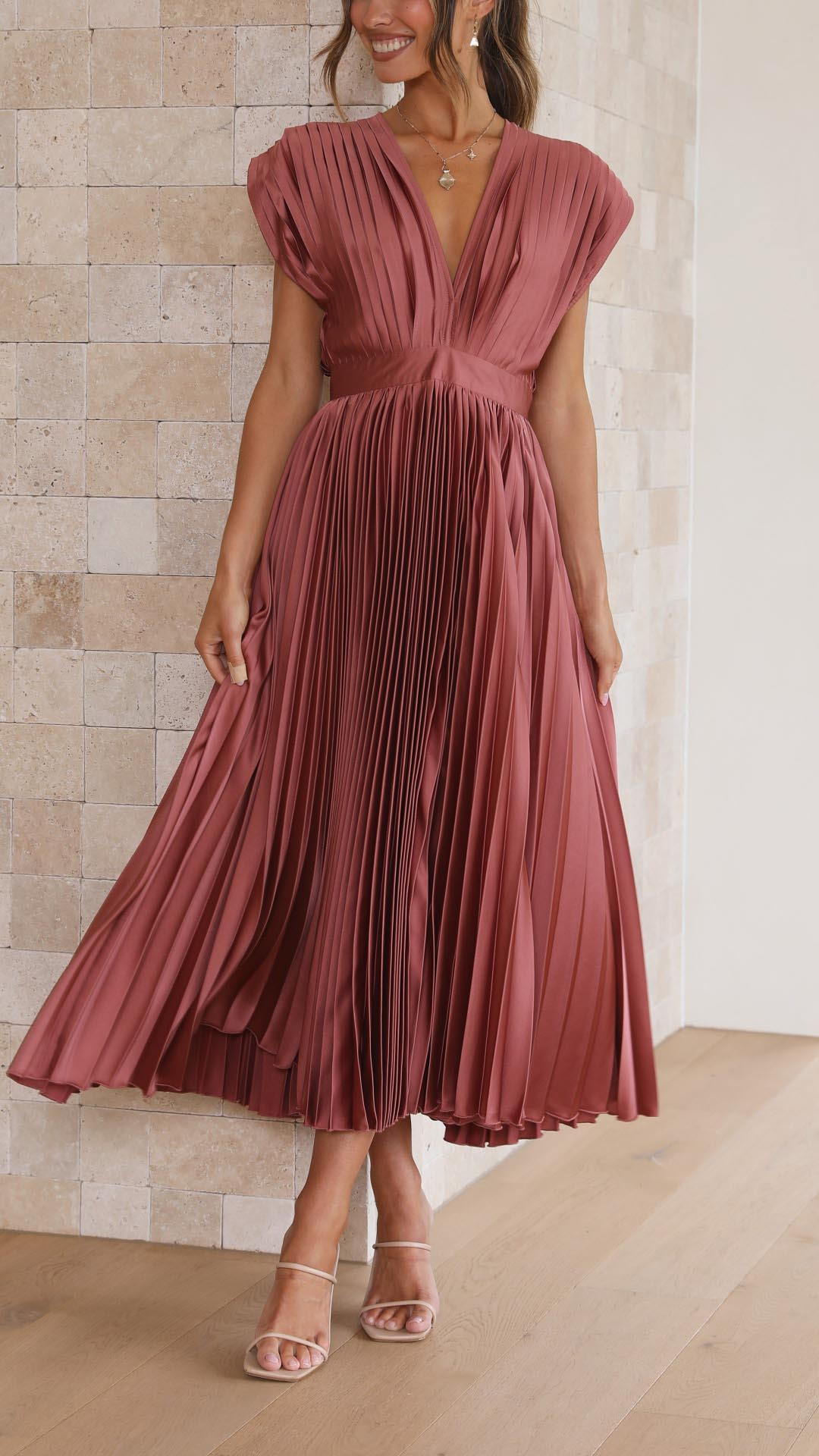 Abito Midi Donna Plissettato Scollo a V Manica Corta - Vesarelli