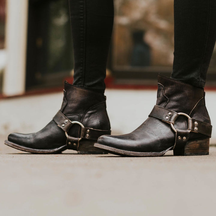 Scarpe Donna in Pelle Design Moderno