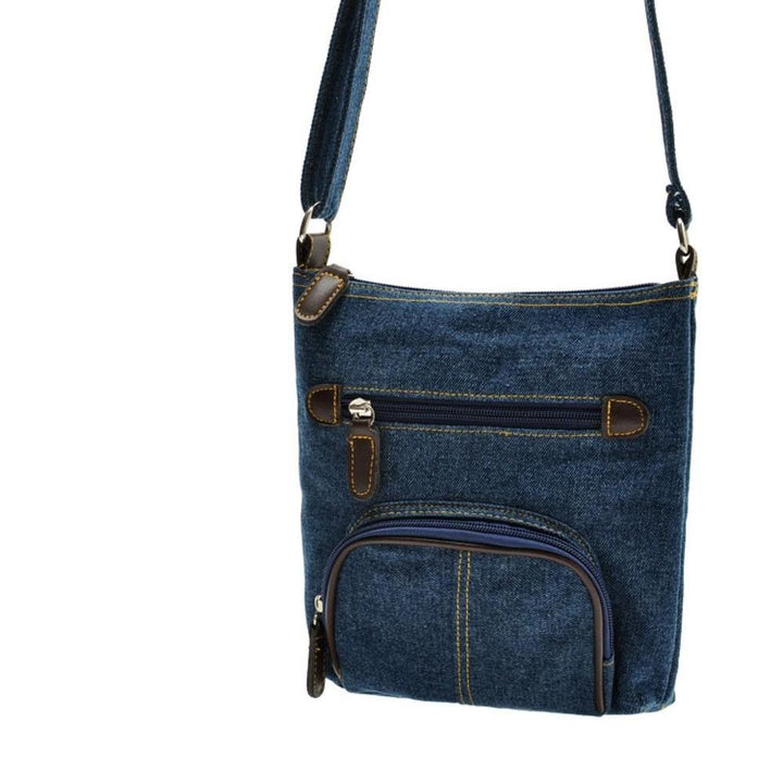 Borsa a tracolla in denim blu con tasche multiple e cerniere, design casual e pratico, ideale per uso quotidiano e moda urbana.