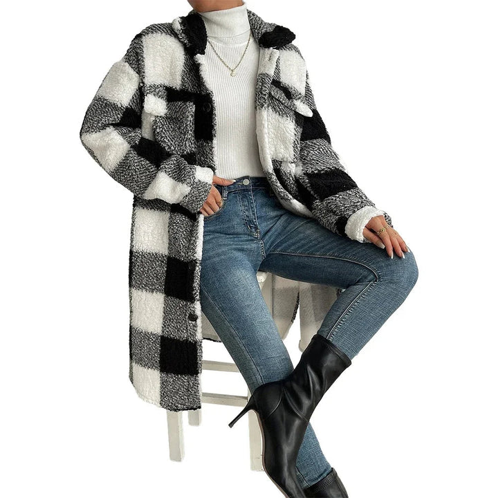 Giubbotto da donna in tartan con bottoni a quadri: giacca da vacanza, cardigan invernale caldo e trench in un unico elegante strato 2