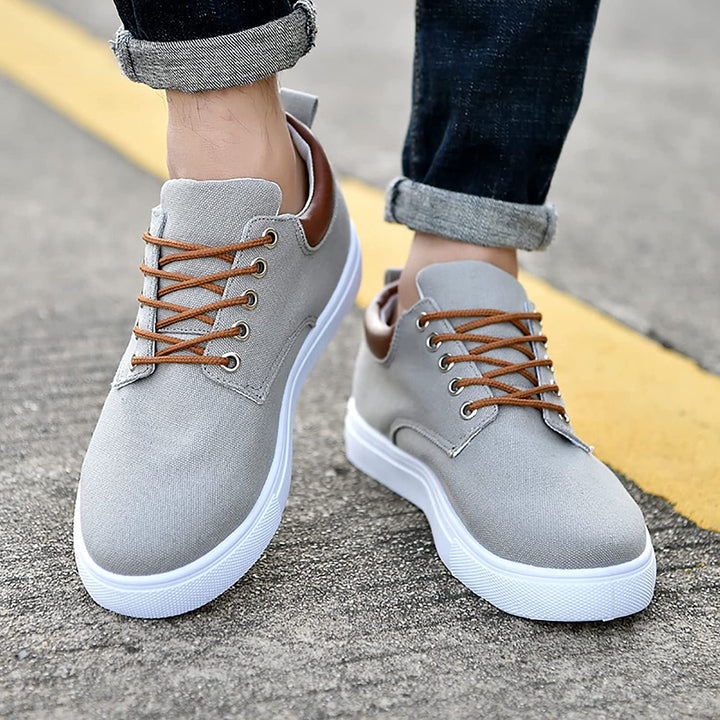 Sneakers Uomo con Suola Comoda e Design Moderno